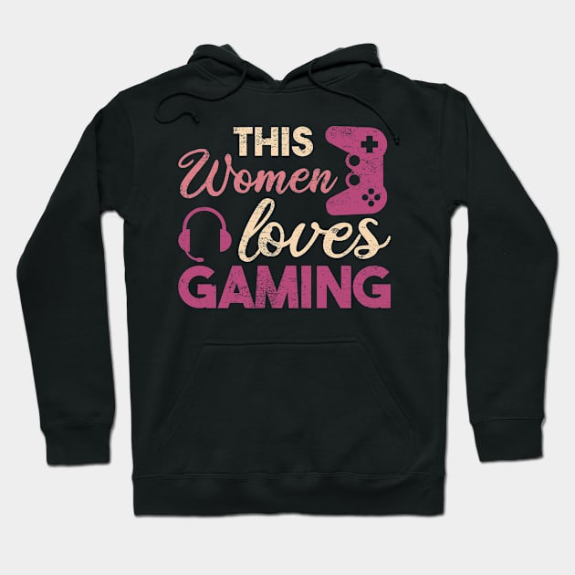 women love gaming Hoodie by POS